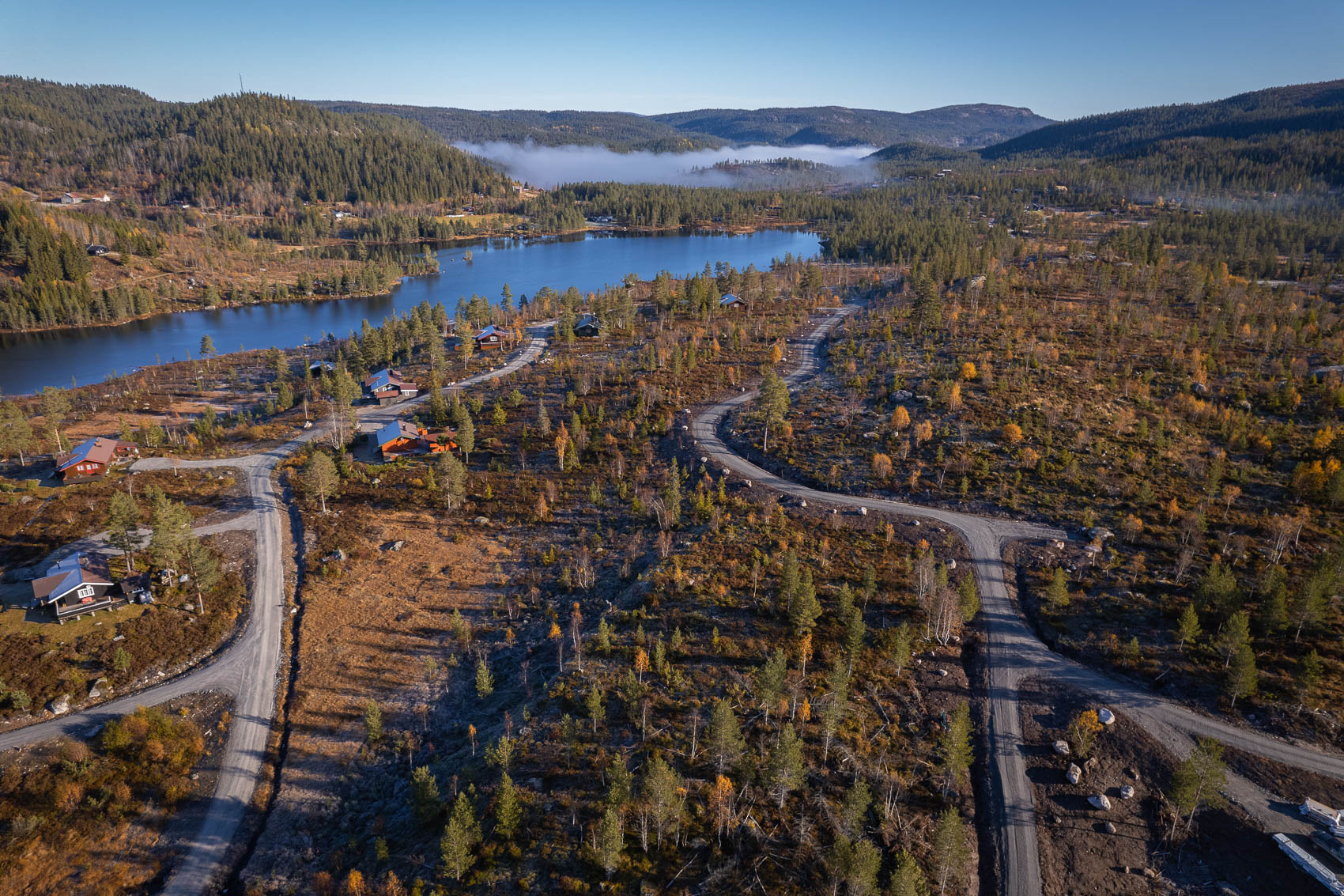 Hyttetomter i Birtedalen i Fyresdal kommune på Høsten