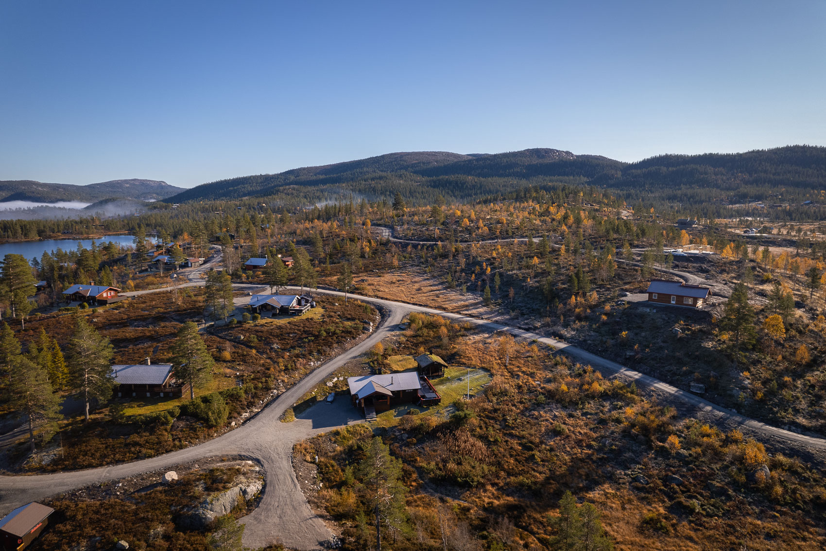 Hyttetomter i Birtedalen i Fyresdal kommune på Høsten